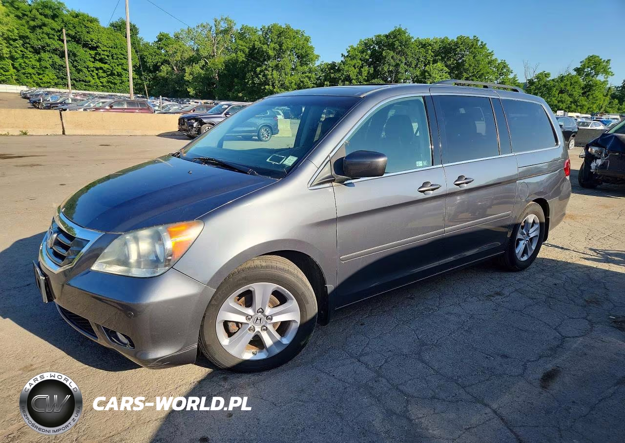 2010 Honda Odyssey Touring – zdjęcie 1 z 13