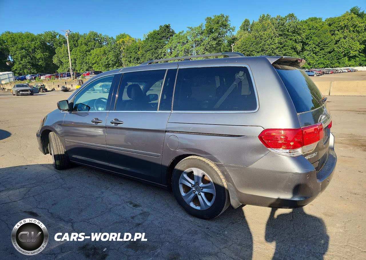 2010 Honda Odyssey Touring VIN:5FNRL3H91AB083962 - 2