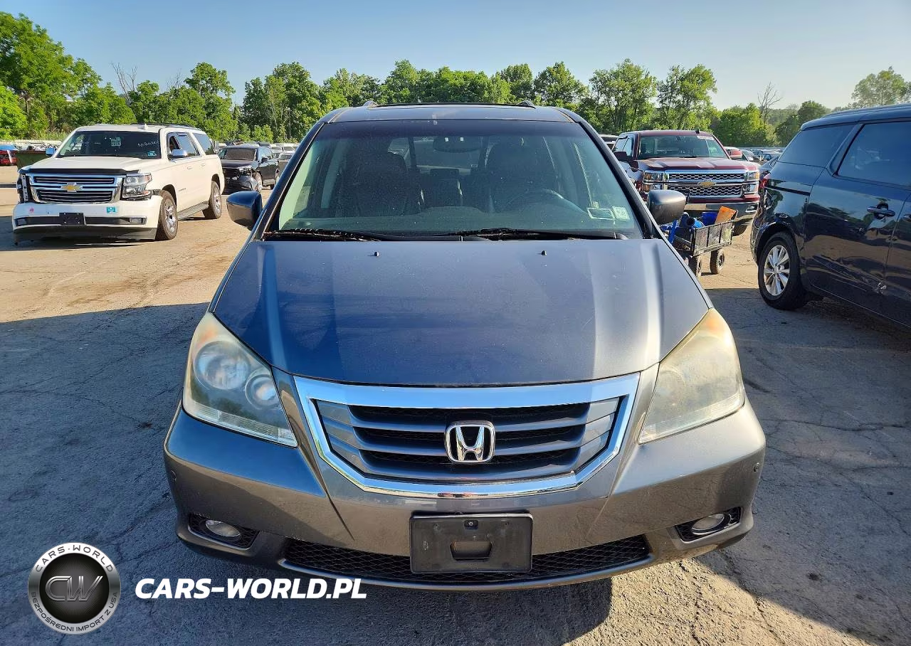 2010 Honda Odyssey Touring VIN:5FNRL3H91AB083962 - 5