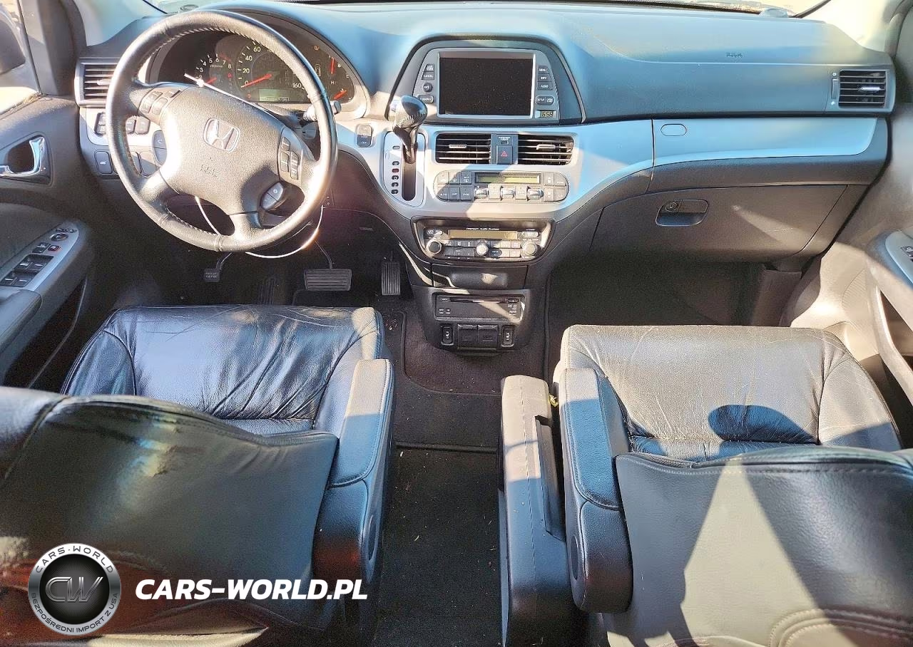 2010 Honda Odyssey Touring VIN:5FNRL3H91AB083962 - 8