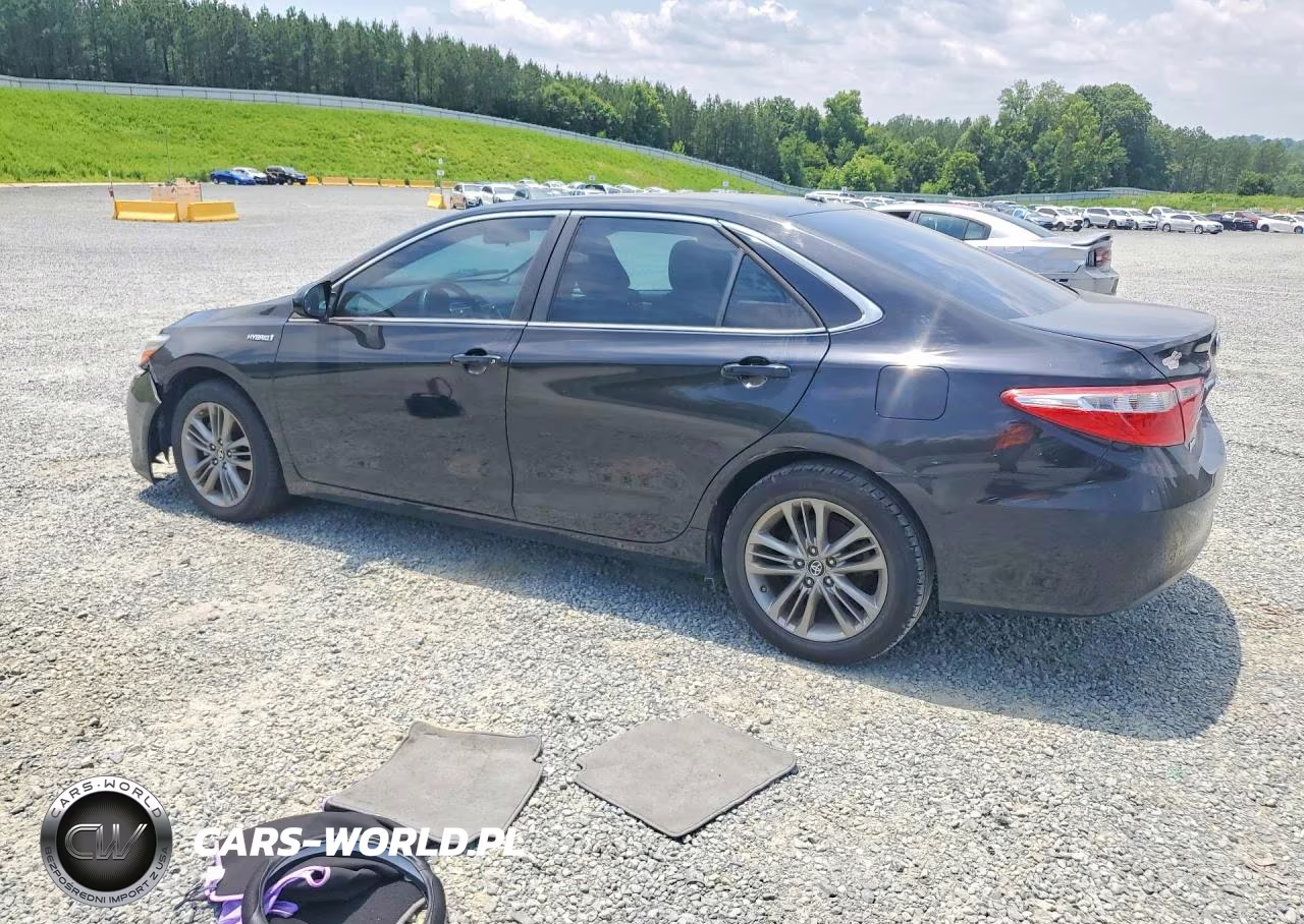 2015 Toyota Camry Hybrid Le VIN:4T1BD1FK7FU167013 - 2