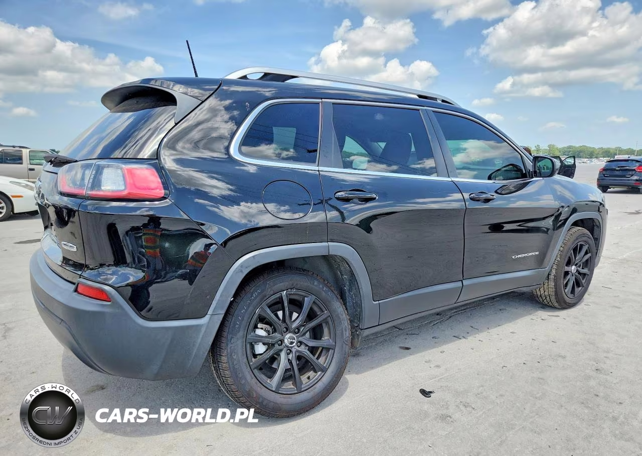 2019 Jeep Cherokee Latitude VIN:1C4PJLCB6KD206624 - 3