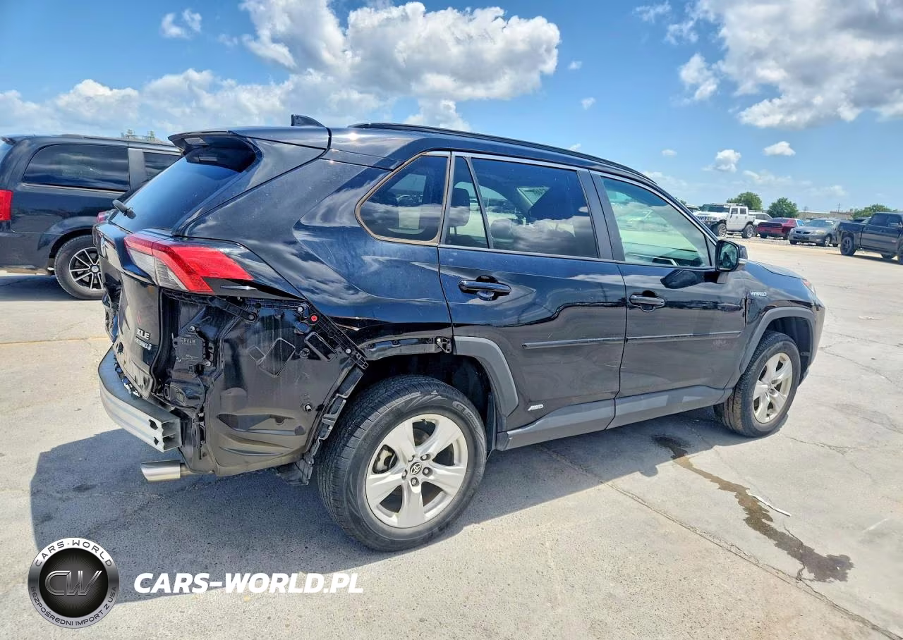 2021 Toyota Rav4 VIN:4T3RWRFV3MU036313 - 3