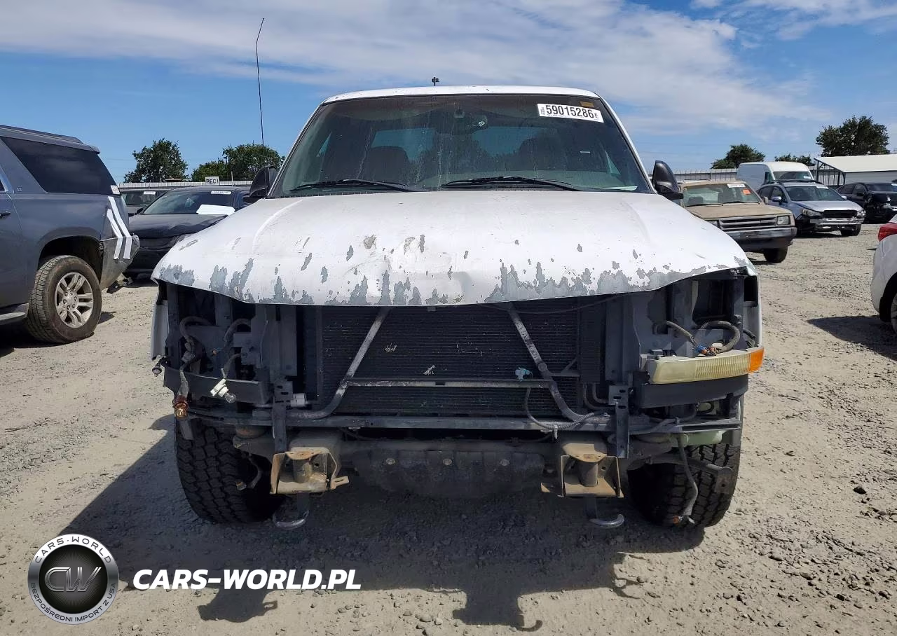 2003 GMC New Sierra C1500 VIN:2GTEC19V631305996 - 5