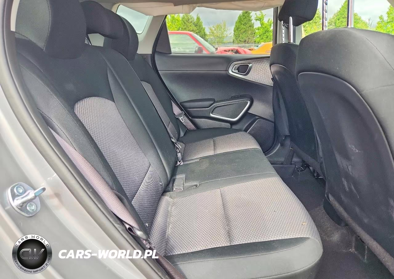 2025 Kia Soul S VIN:KNDJ23AU0S7960530 - 11
