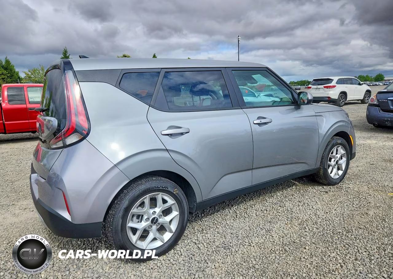2025 Kia Soul S VIN:KNDJ23AU0S7960530 - 3