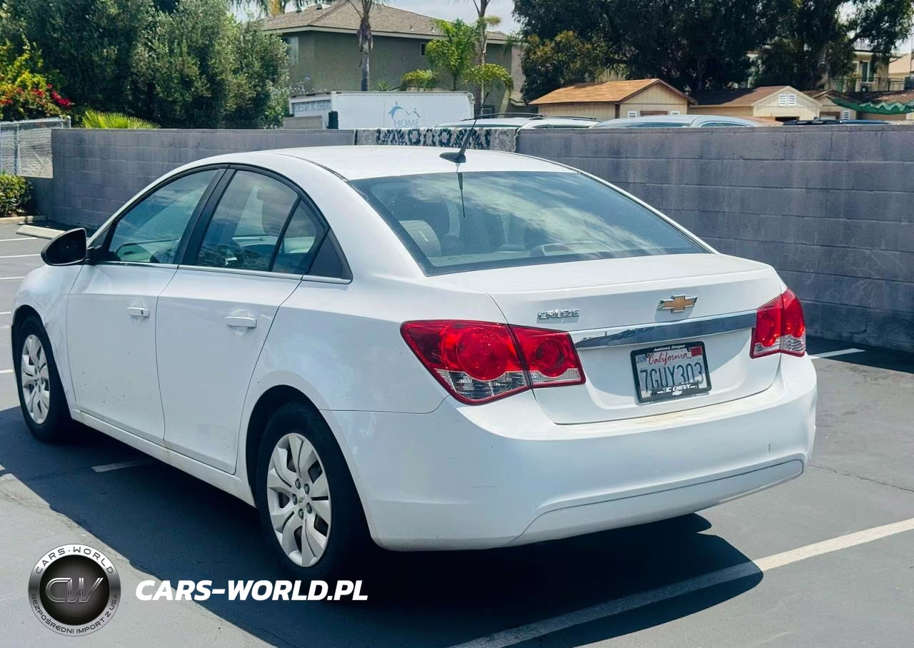 2012 Chevrolet Cruze Ls VIN:1G1PC5SH1C7252673 - 3