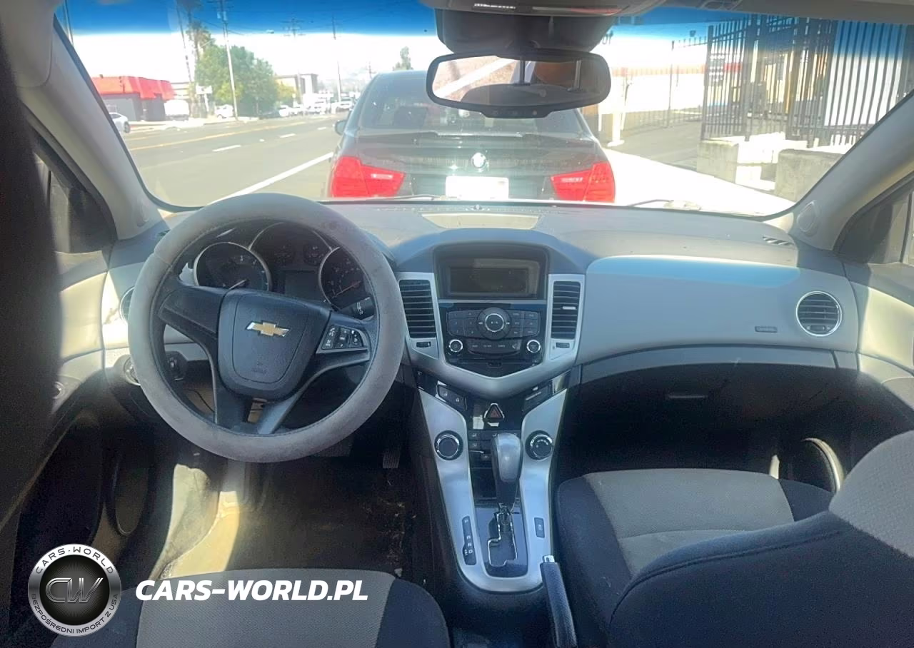 2012 Chevrolet Cruze Ls VIN:1G1PC5SH1C7252673 - 9