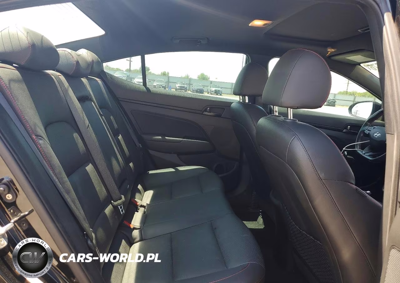 2018 Hyundai Elantra Sport VIN:KMHD04LB5JU451775 - 10