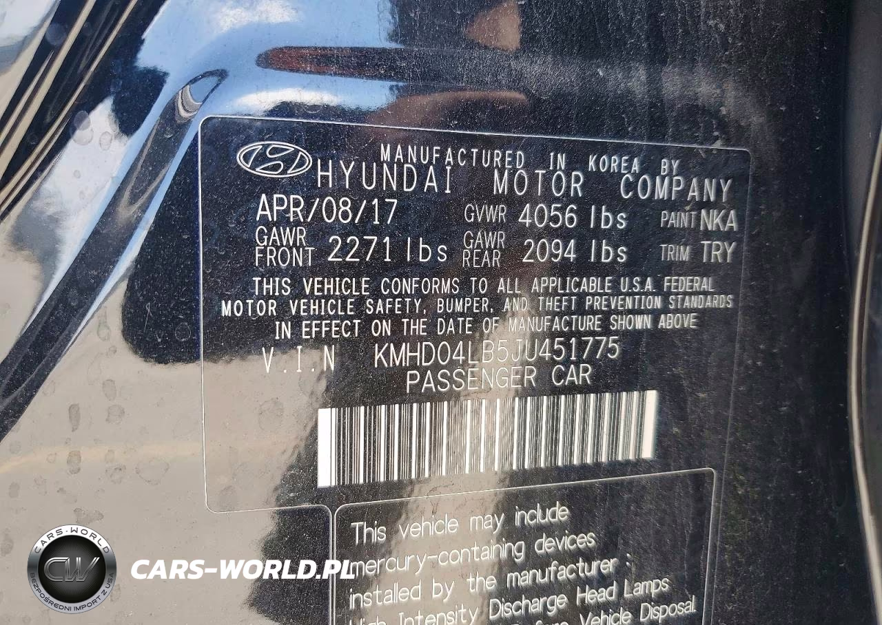2018 Hyundai Elantra Sport VIN:KMHD04LB5JU451775 - 12