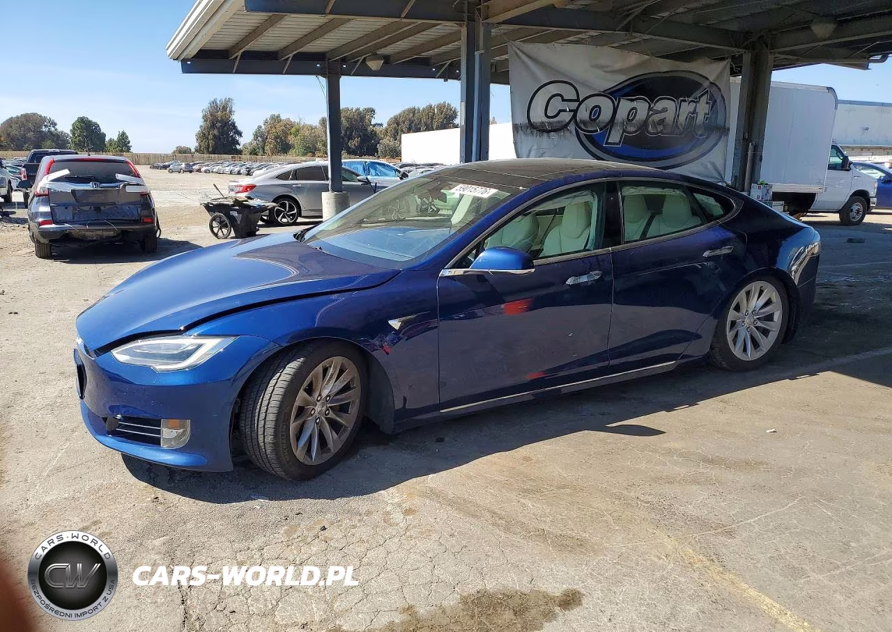 2017 Tesla Model S – zdjęcie 1 z 12