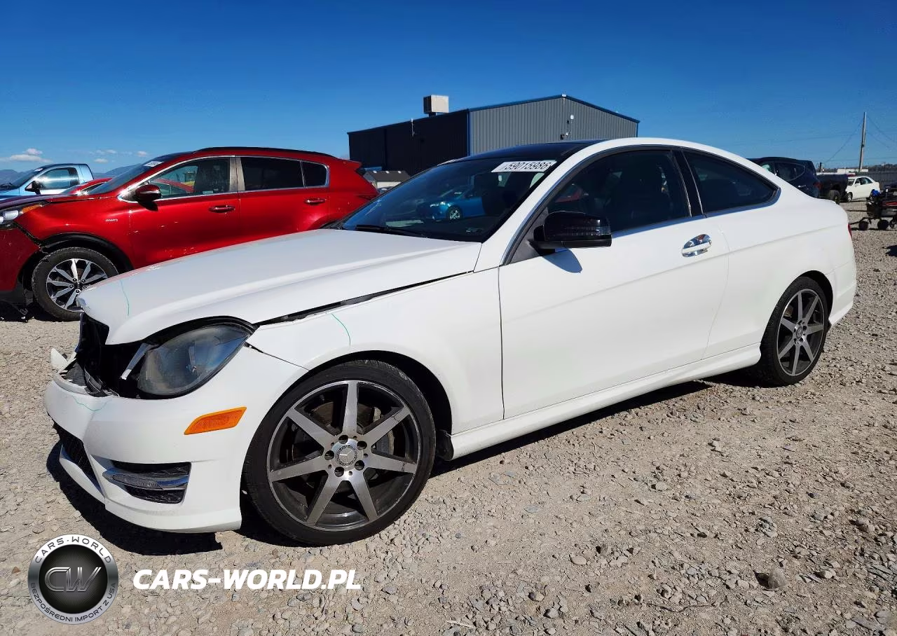 2015 Mercedes-Benz C 350 4Matic – zdjęcie 1 z 12