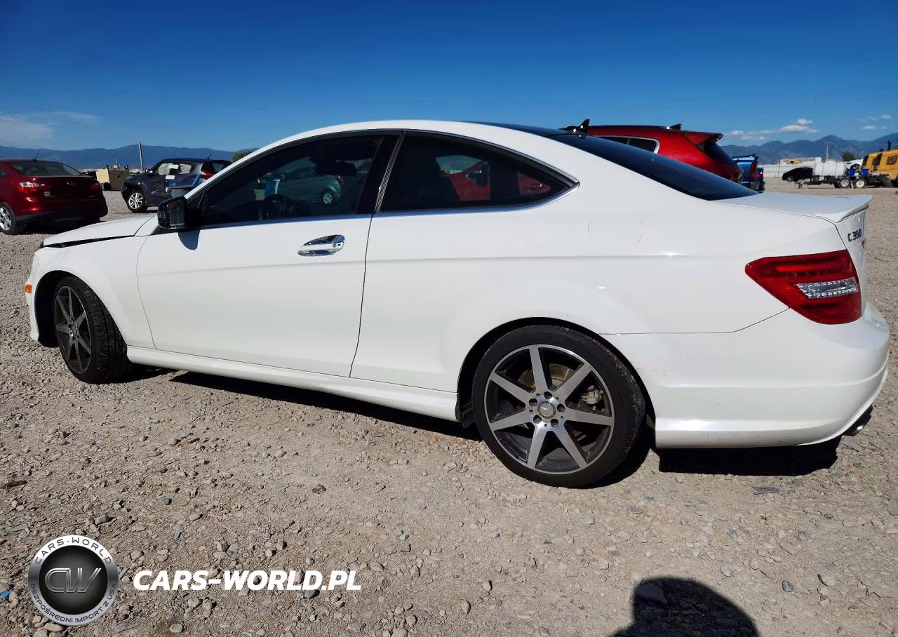 2015 Mercedes-Benz C 350 4Matic VIN:WDDGJ8JB2FG435635 - 2