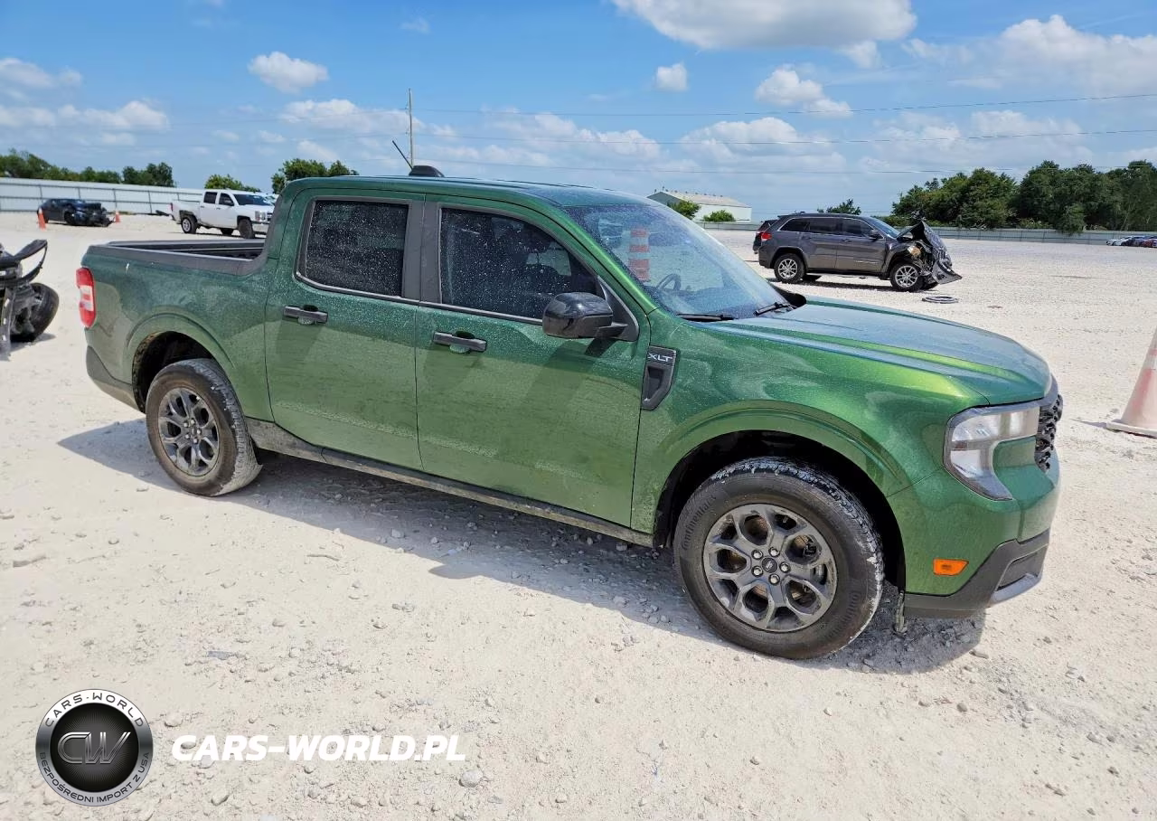 2025 Ford Maverick Xlt VIN:3FTTW8J38SRB60567 - 4