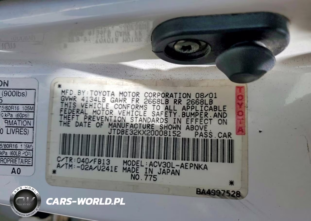 2002 Toyota Camry Le VIN:JTDBE32KX20008152 - 12
