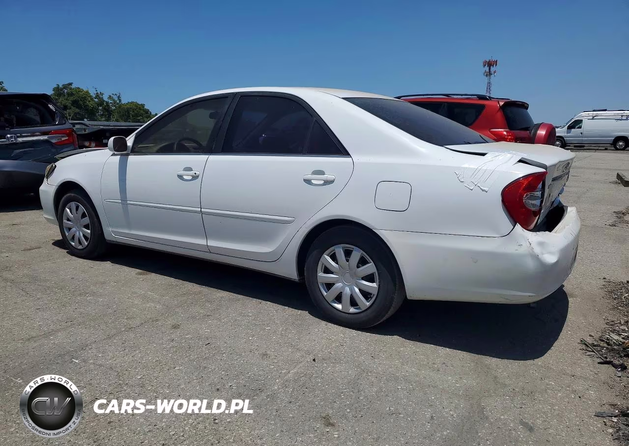 2002 Toyota Camry Le VIN:JTDBE32KX20008152 - 2