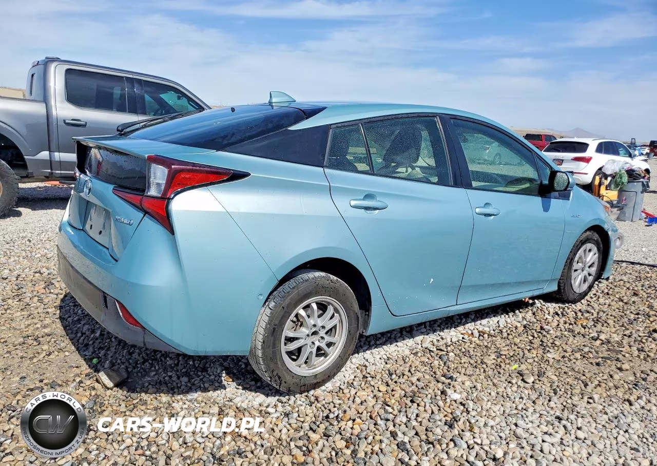 2022 Toyota Prius Le VIN:JTDKAMFU6N3165550 - 3