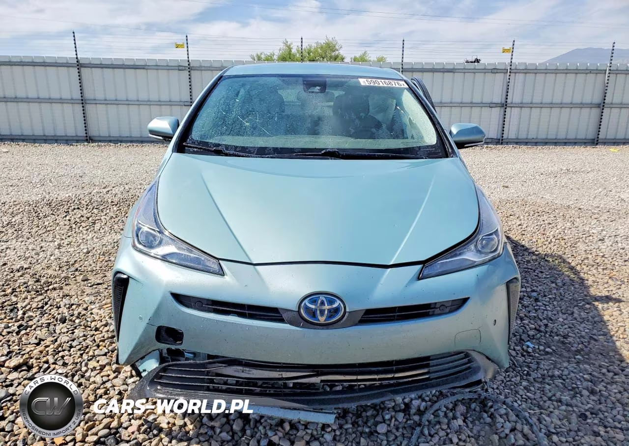 2022 Toyota Prius Le VIN:JTDKAMFU6N3165550 - 5