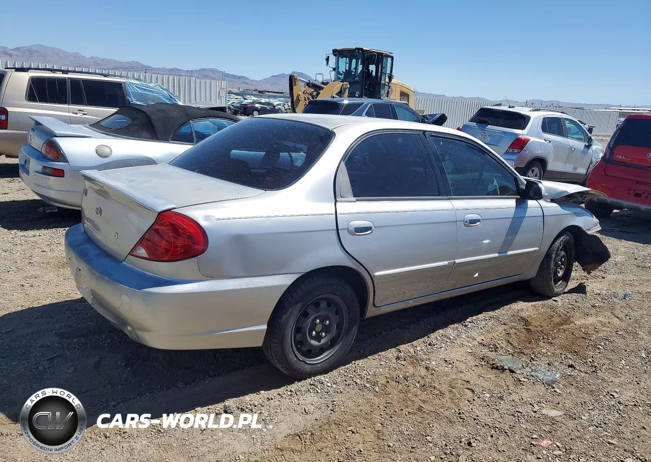 2004 Kia Spectra Base VIN:KNAFB121045314799 - 3