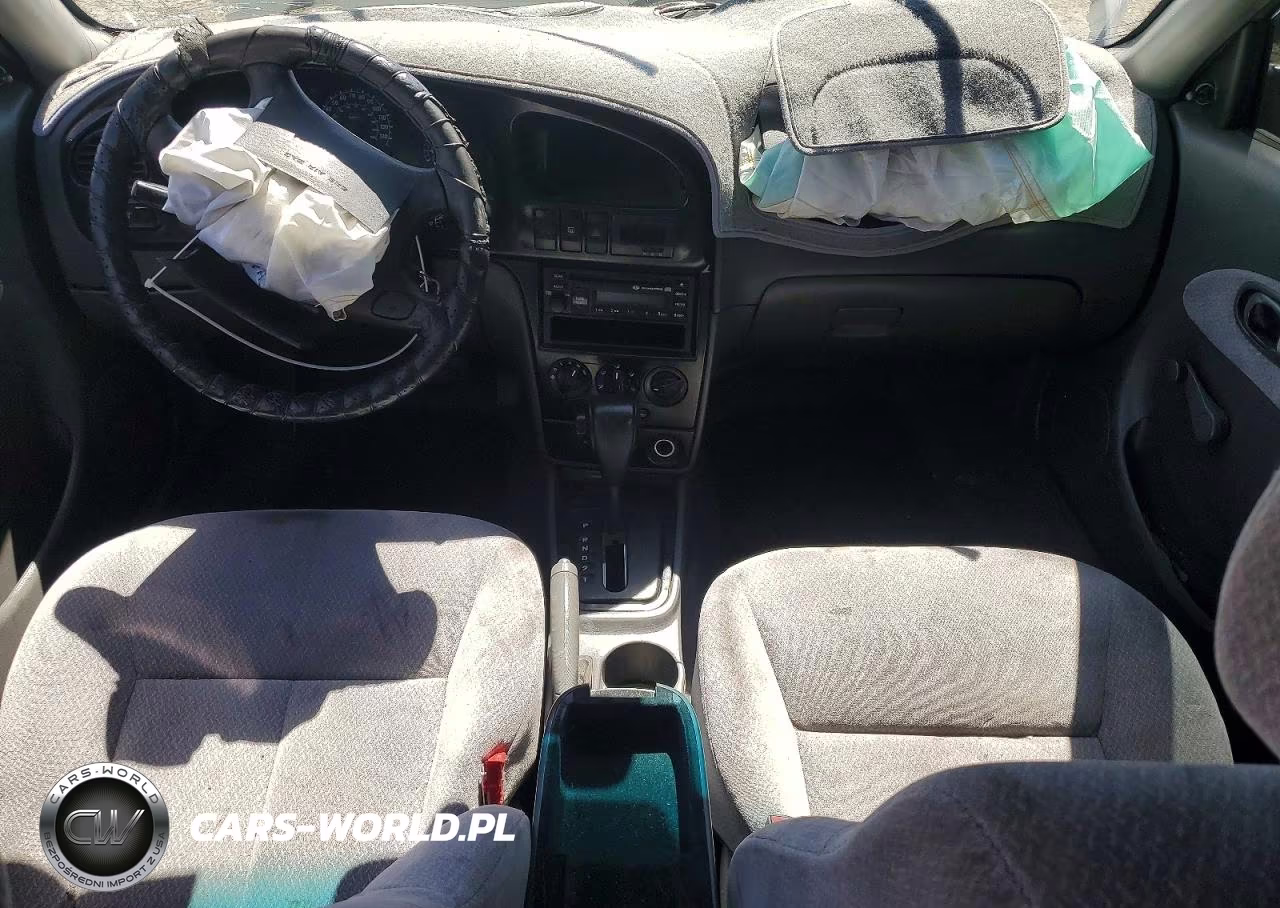 2004 Kia Spectra Base VIN:KNAFB121045314799 - 8