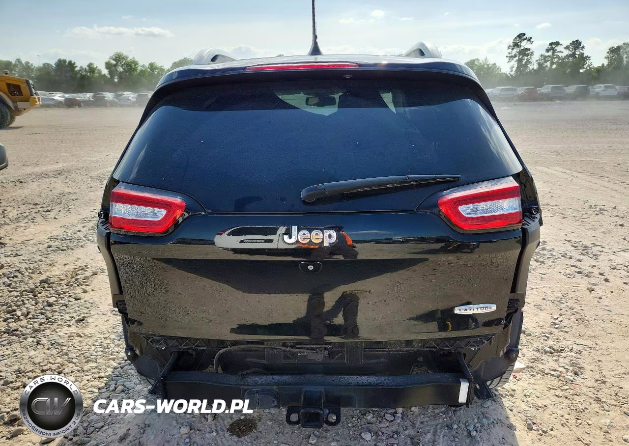 2018 Jeep Cherokee Latitude Plus VIN:1C4PJLLX4JD533694 - 6