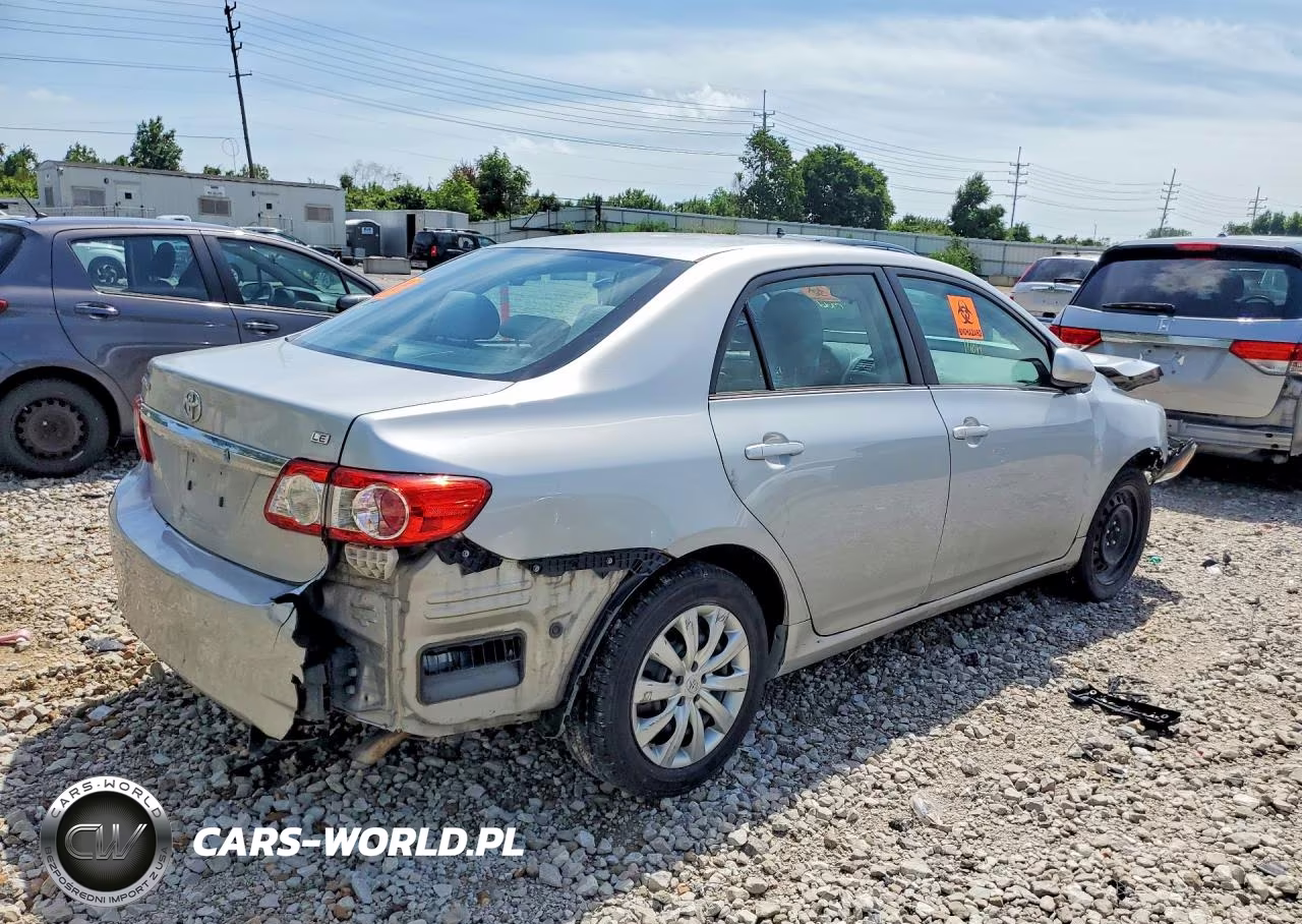 2013 Toyota Corolla Le VIN:2T1BU4EE6DC087309 - 3
