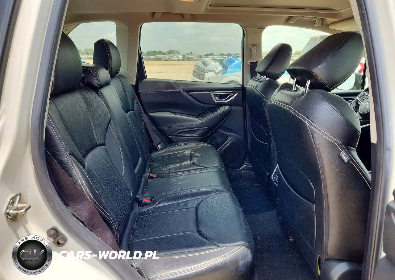 2019 Subaru Forester Premium VIN:JF2SKAGC8KH401231 - 10