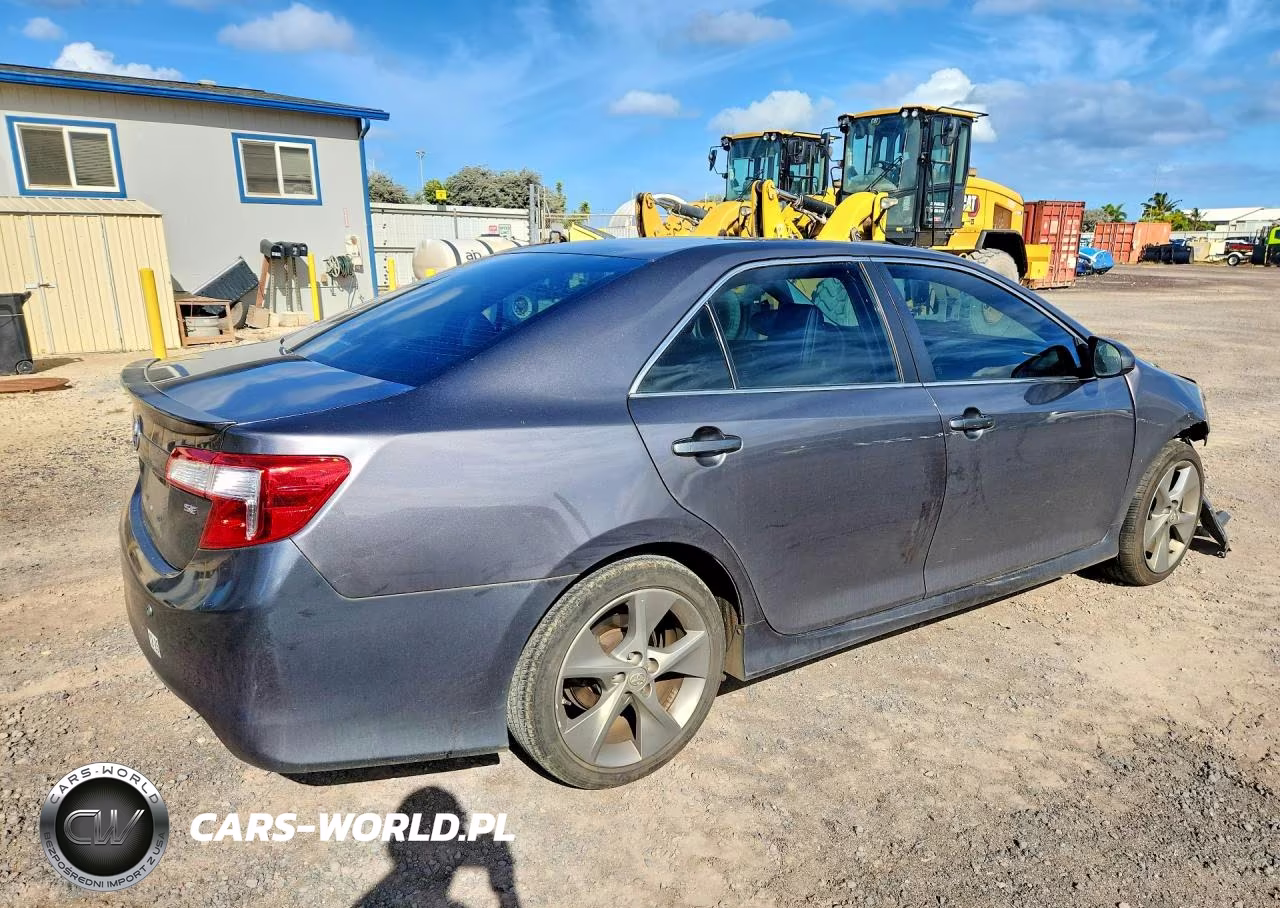 2013 Toyota Camry Se V6 VIN:4T1BK1FK4DU532685 - 3