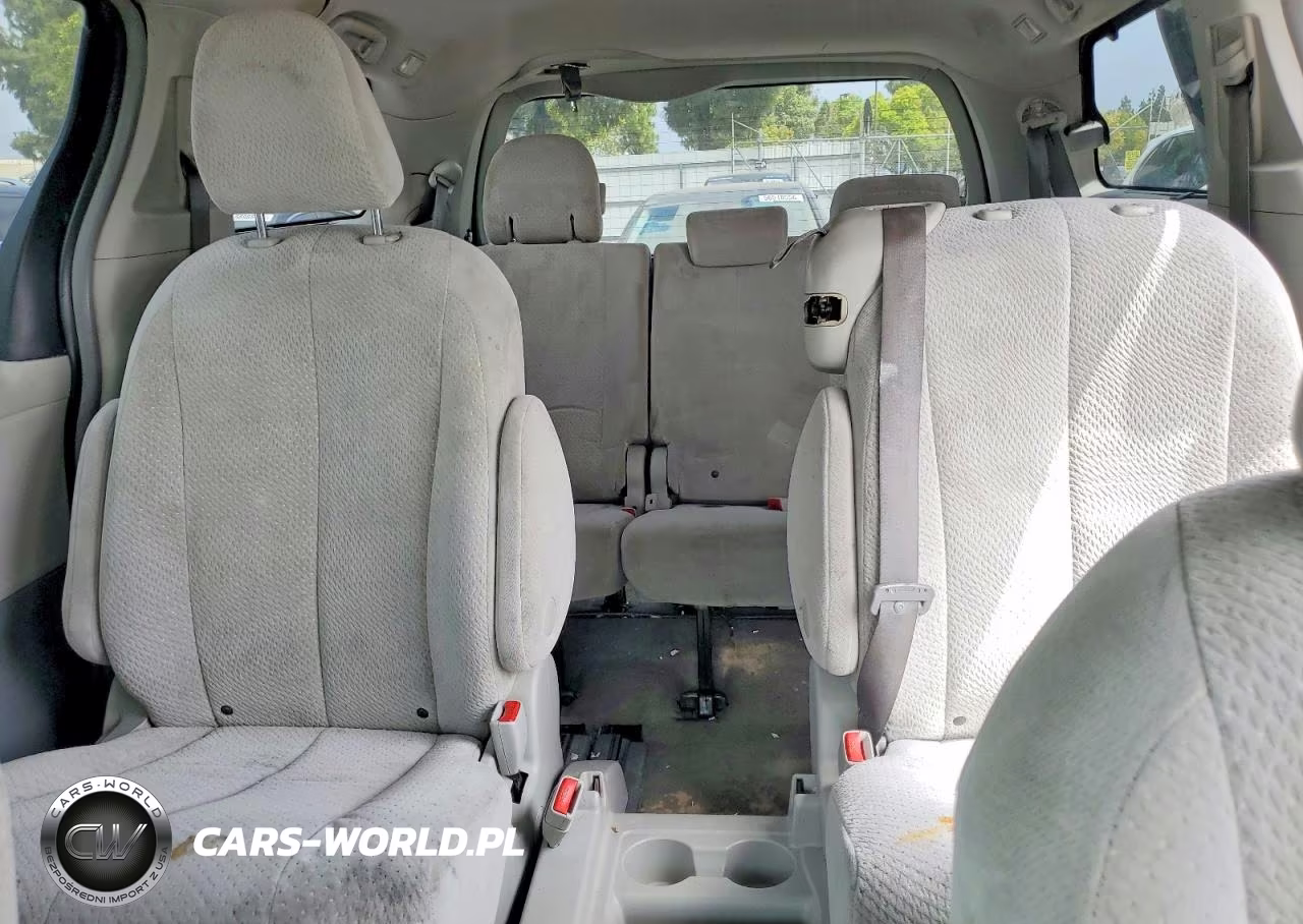 2011 Toyota Sienna Le VIN:5TDKK3DC0BS131681 - 10