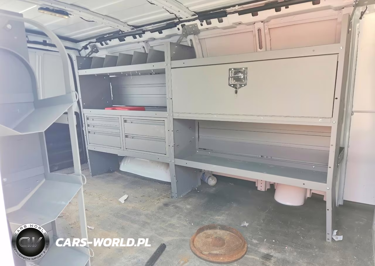 2025 Chevrolet Express G2500 VIN:1GCWGAFP8S1136633 - 11