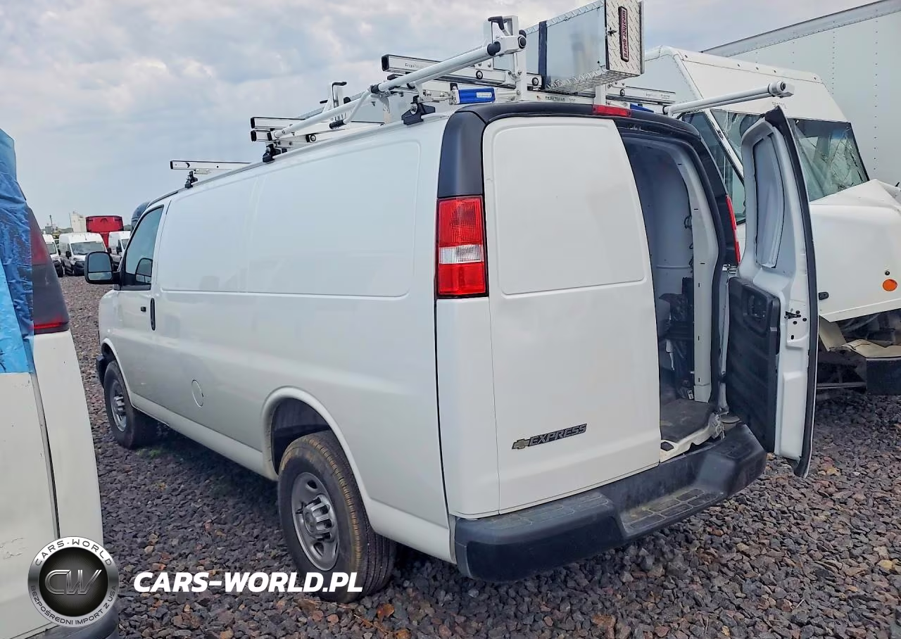 2025 Chevrolet Express G2500 VIN:1GCWGAFP8S1136633 - 2