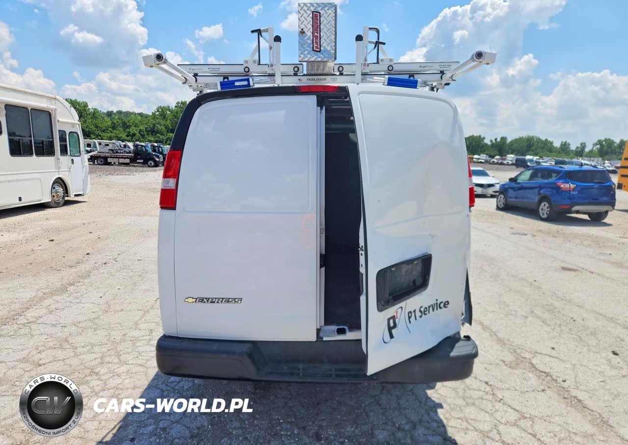 2025 Chevrolet Express G2500 VIN:1GCWGAFP8S1136633 - 6