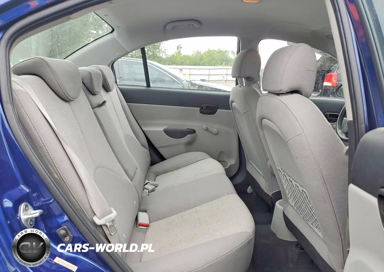 2009 Hyundai Accent Gls VIN:KMHCN46CX9U284102 - 10