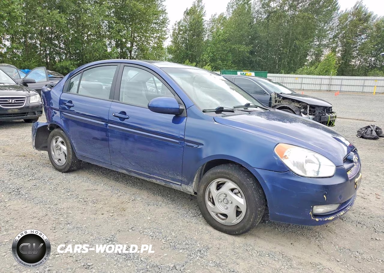 2009 Hyundai Accent Gls VIN:KMHCN46CX9U284102 - 4