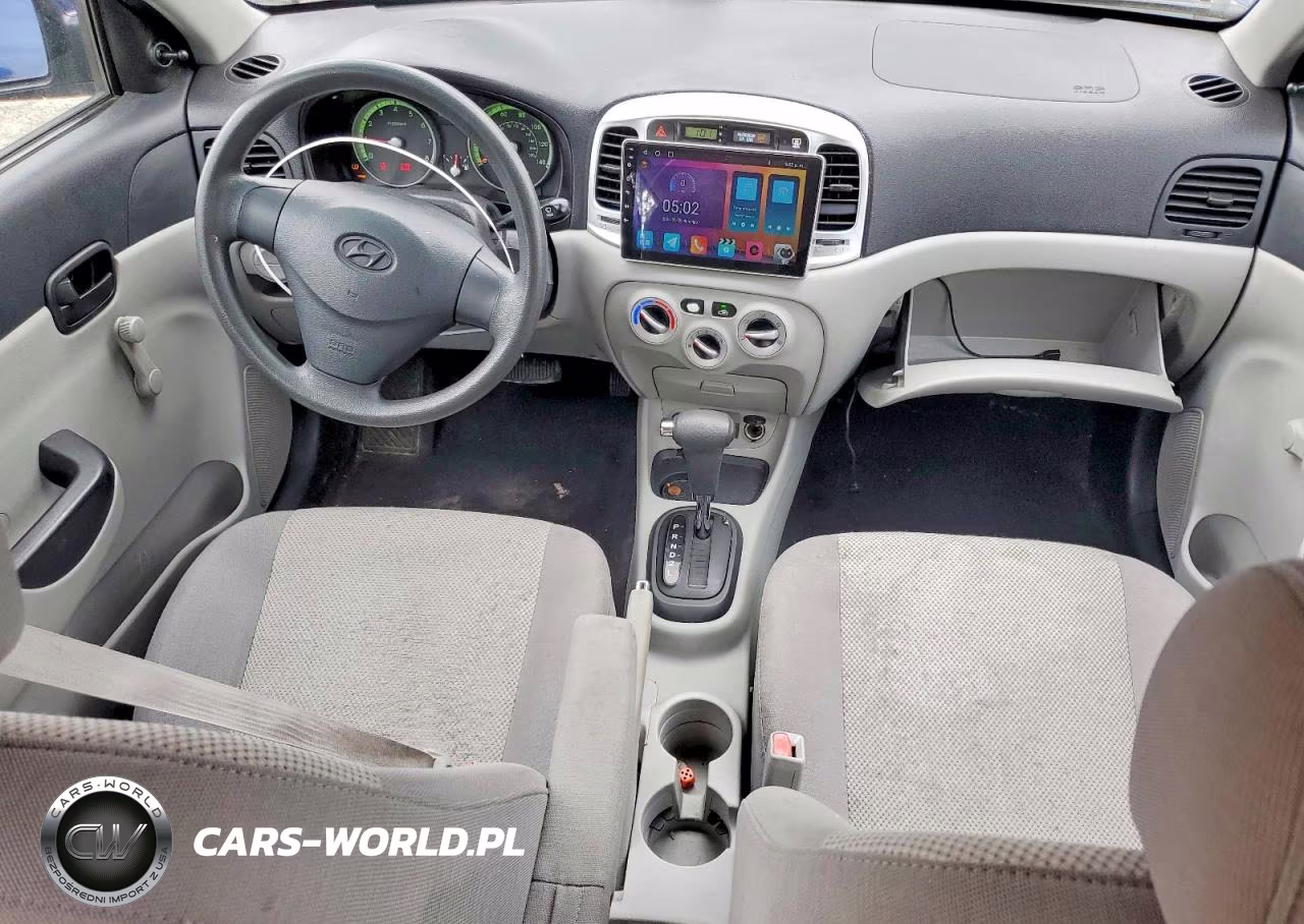2009 Hyundai Accent Gls VIN:KMHCN46CX9U284102 - 8
