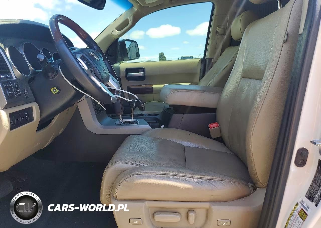 2017 Toyota Sequoia Platinum VIN:5TDDW5G17HS155360 - 7