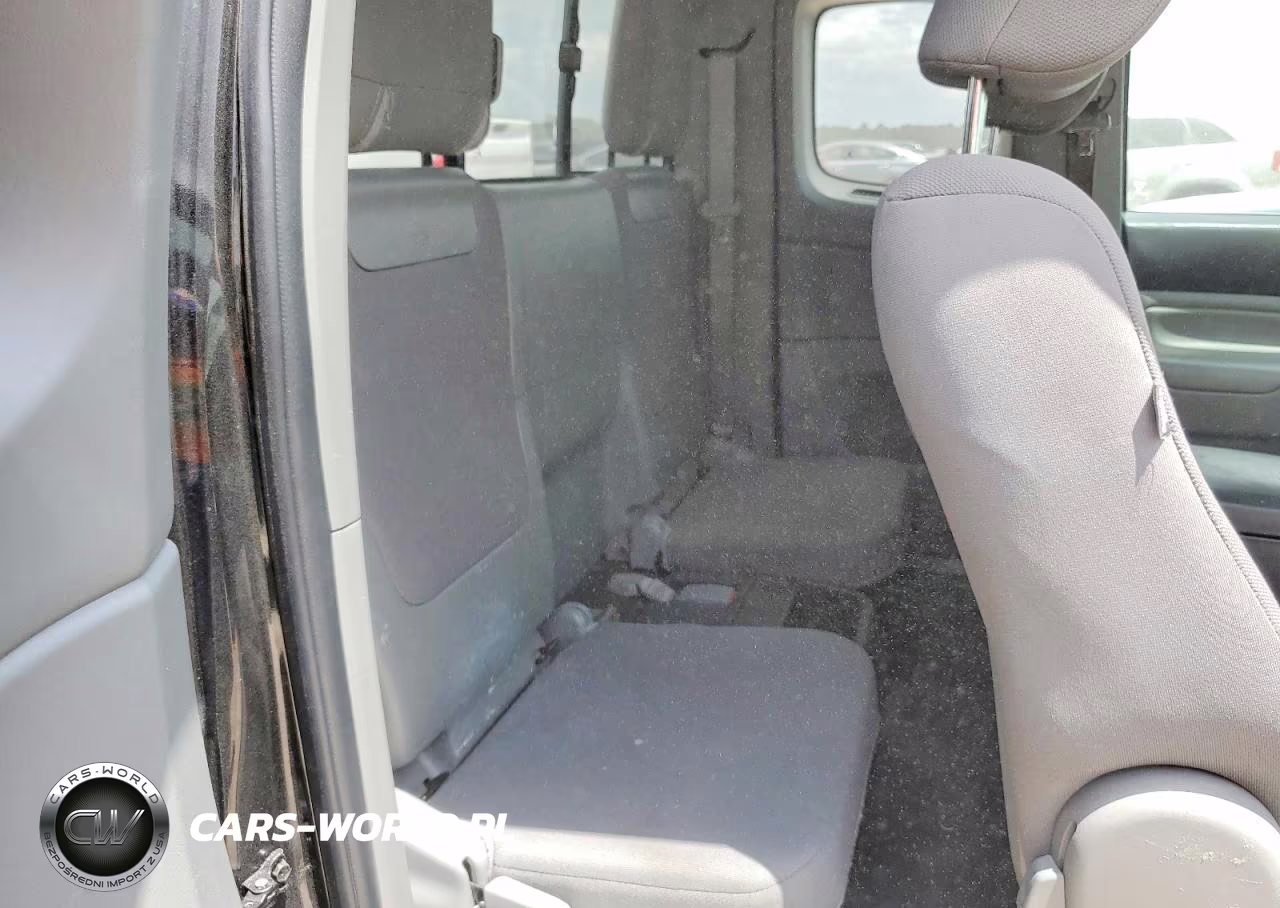2015 Toyota Tacoma Access Cab VIN:5TFTX4CN2FX055105 - 10