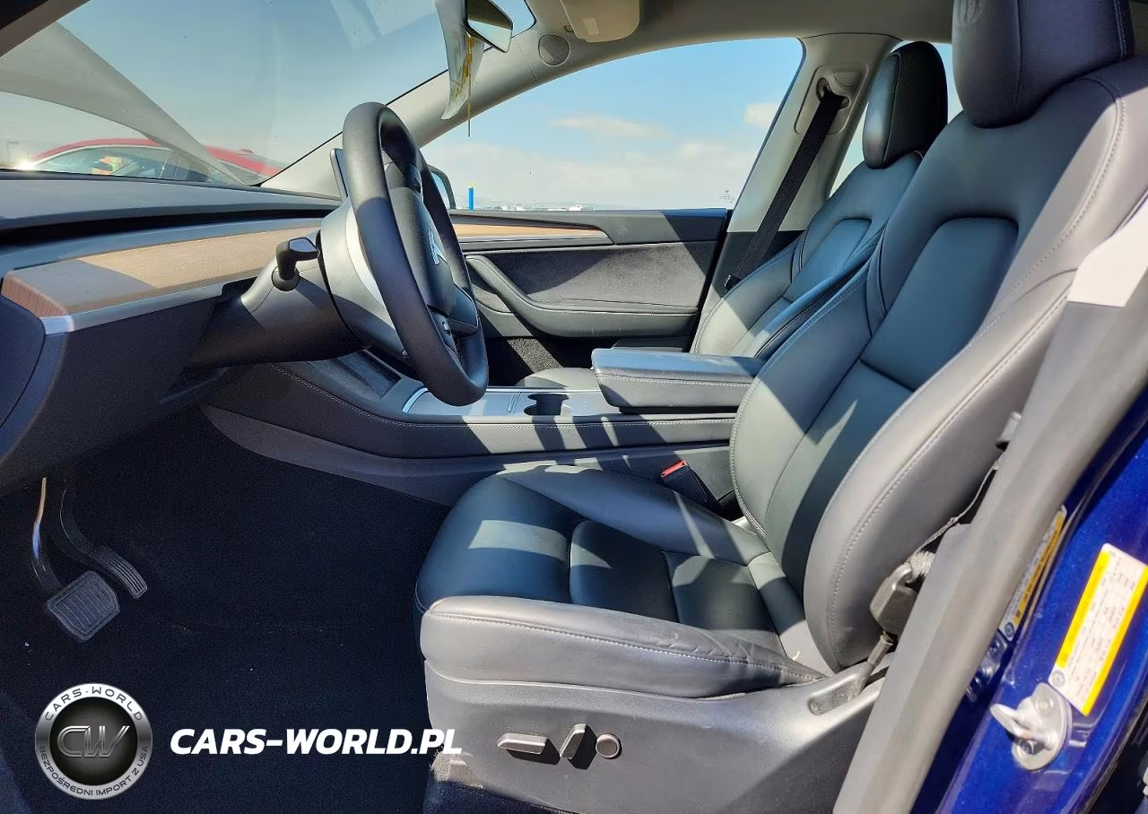 2023 Tesla Model Y VIN:7SAYGDEE5PA119636 - 7