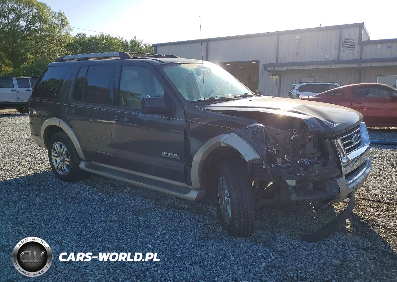 2007 Ford Explorer Eddie Bauer VIN:1FMEU74E27UA63074 - 4