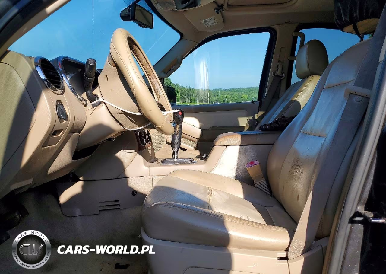 2007 Ford Explorer Eddie Bauer VIN:1FMEU74E27UA63074 - 7