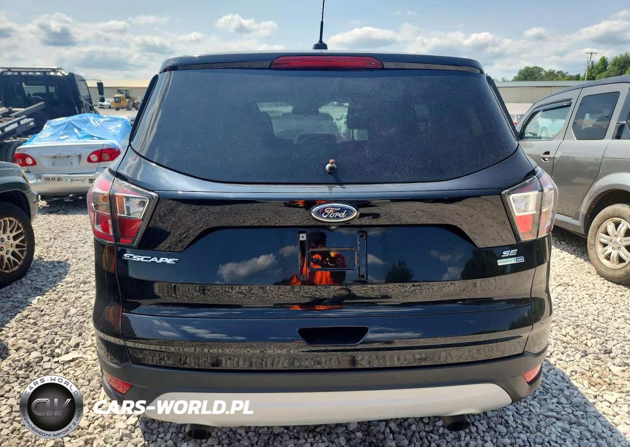 2017 Ford Escape Se VIN:1FMCU9GD8HUA57268 - 6