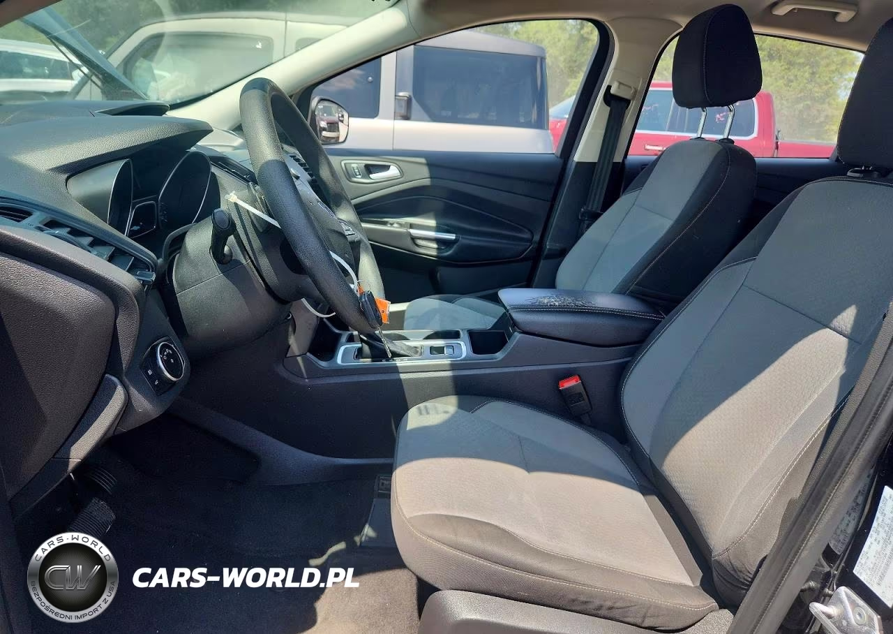 2017 Ford Escape Se VIN:1FMCU9GD8HUA57268 - 7
