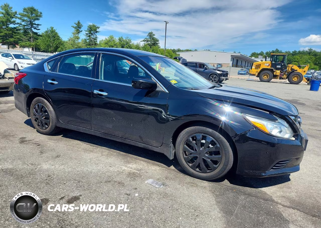 2017 Nissan Altima 2.5 S VIN:1N4AL3APXHC483098 - 4