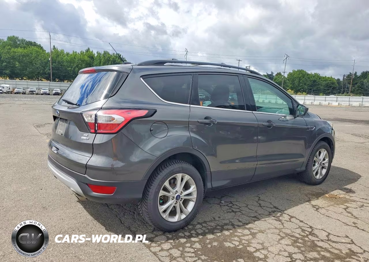 2017 Ford Escape Se VIN:1FMCU9GD2HUC27690 - 3