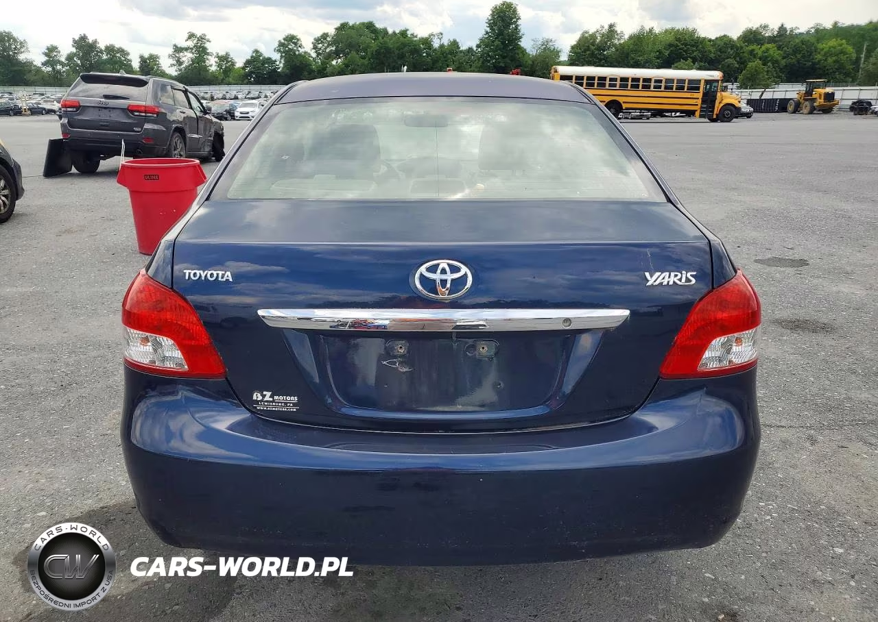 2007 Toyota Yaris Base VIN:JTDBT923X71027187 - 6