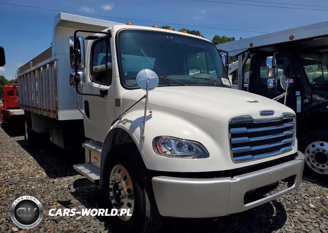 FREIGHTLINER M2 106 MED