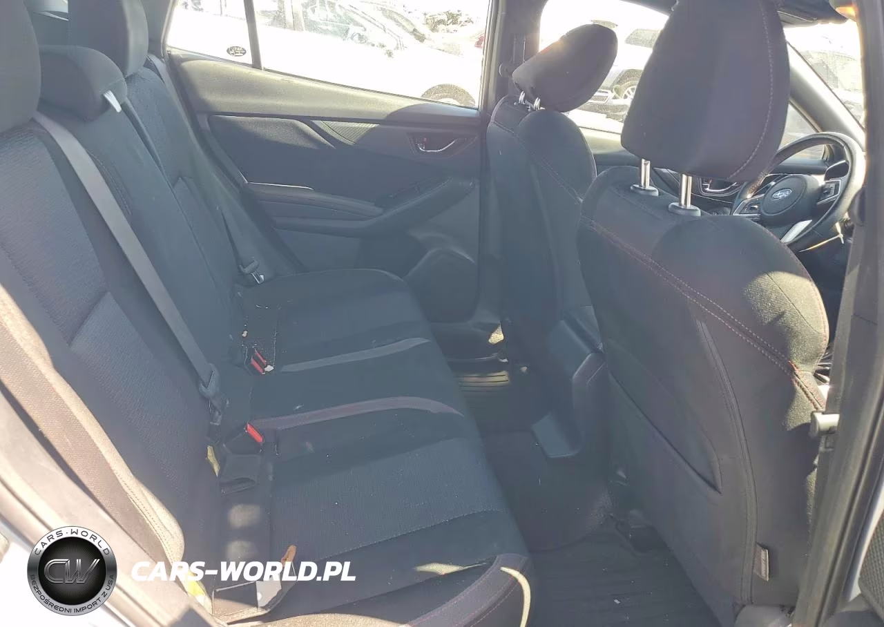 2018 Subaru Impreza Sport VIN:4S3GTAM66J3745698 - 10
