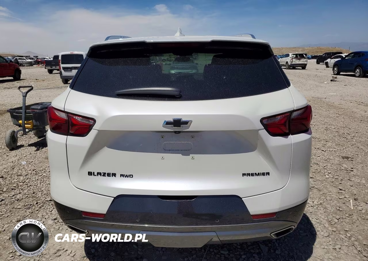 2022 Chevrolet Blazer Premier VIN:3GNKBLRS1NS143376 - 6