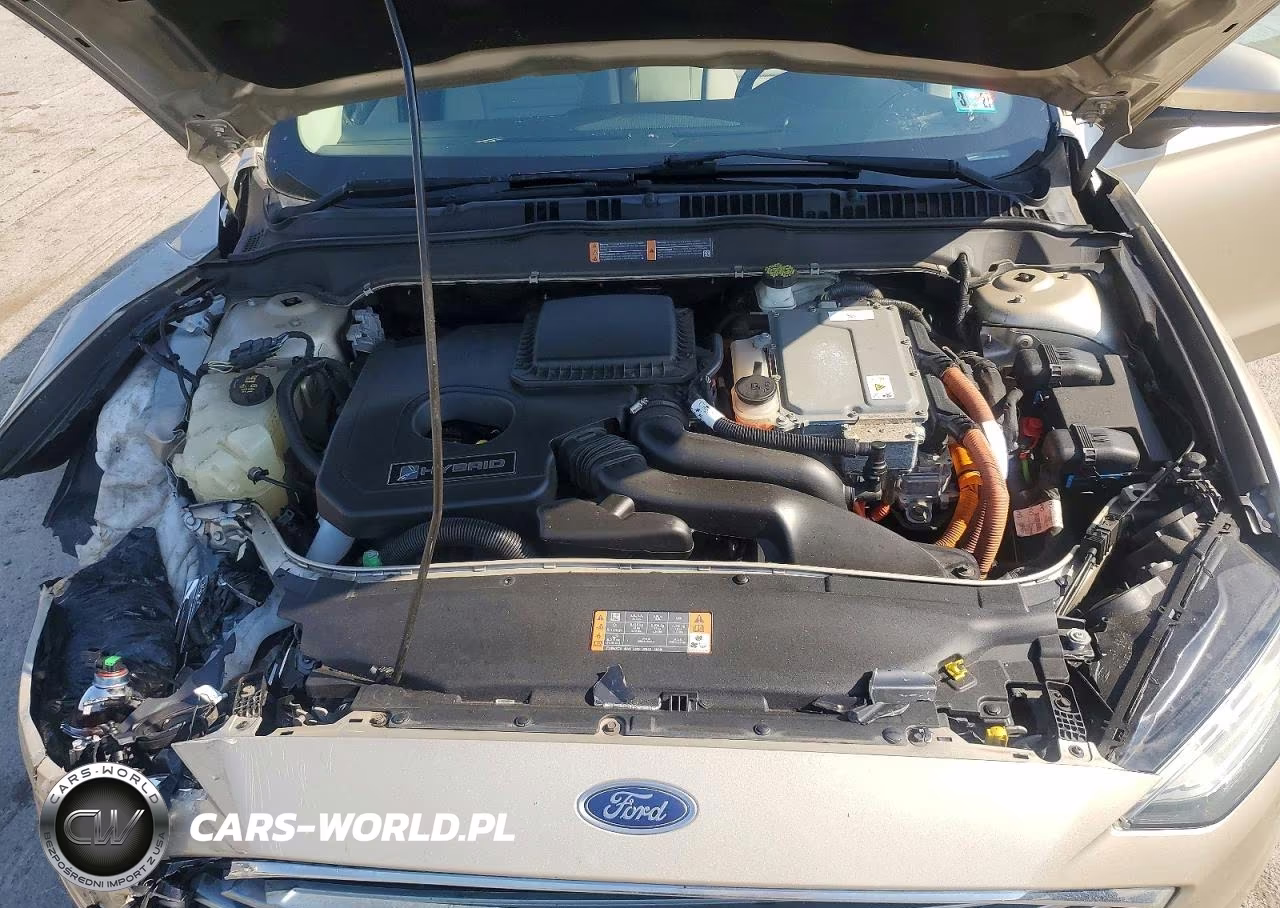 2018 Ford Fusion S Hybrid VIN:3FA6P0UU1JR122165 - 11
