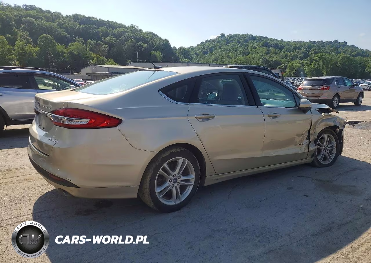 2018 Ford Fusion S Hybrid VIN:3FA6P0UU1JR122165 - 3